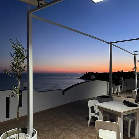 Hotel Miramare Garzia 3*