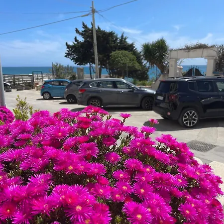 Miramare Garzia Hotel